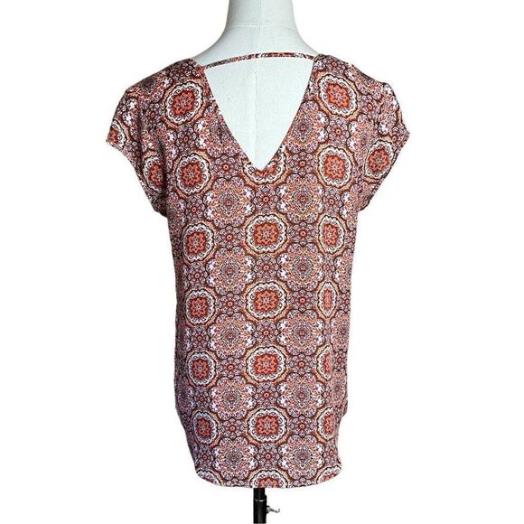 DR2 Daniel Rainn Womens Medium Pullover V Neck Top Orange Geometric Print - Picture 8 of 15